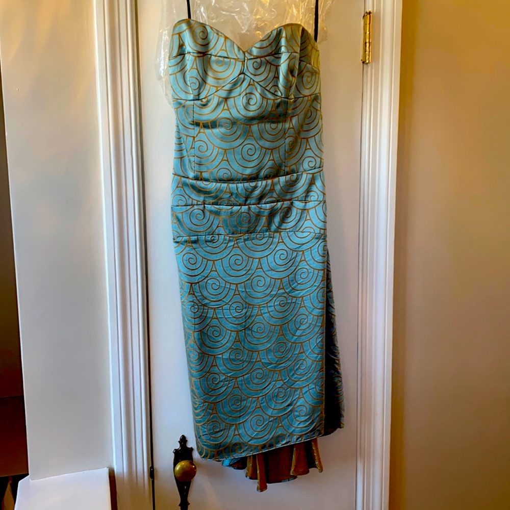Nicole Miller Mermaid Strapless dress